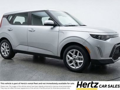 Used 2025 Kia Soul LX w/ LX Technology Package