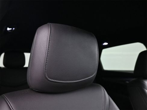 Used 2023 Cadillac XT5 Luxury image 18