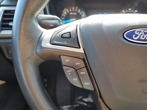 Used 2017 Ford Fusion S image 17