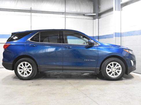 Used 2020 Chevrolet Equinox LT w/ Driver Convenience Package FWD image 25