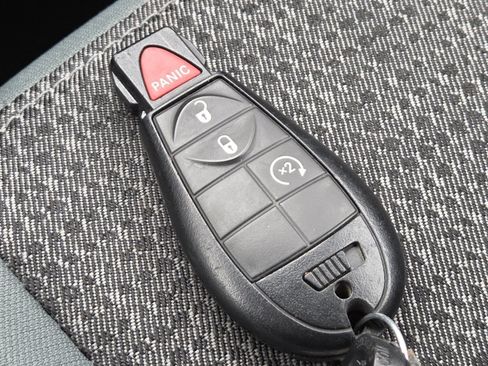 Used 2017 RAM 1500 Big Horn image 31