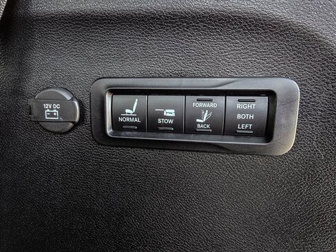 Used 2020 Chrysler Pacifica Limited w/ Quick Order Package 27H Red S image 44