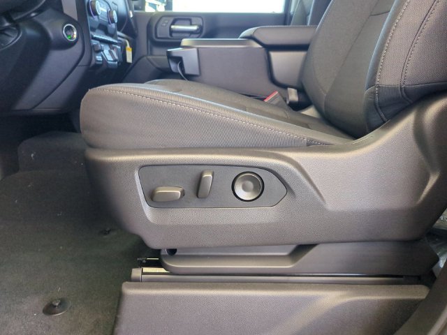 New 2026 Chevrolet Silverado 2500 Custom w/ Custom Value Package AWD/4WD image 19