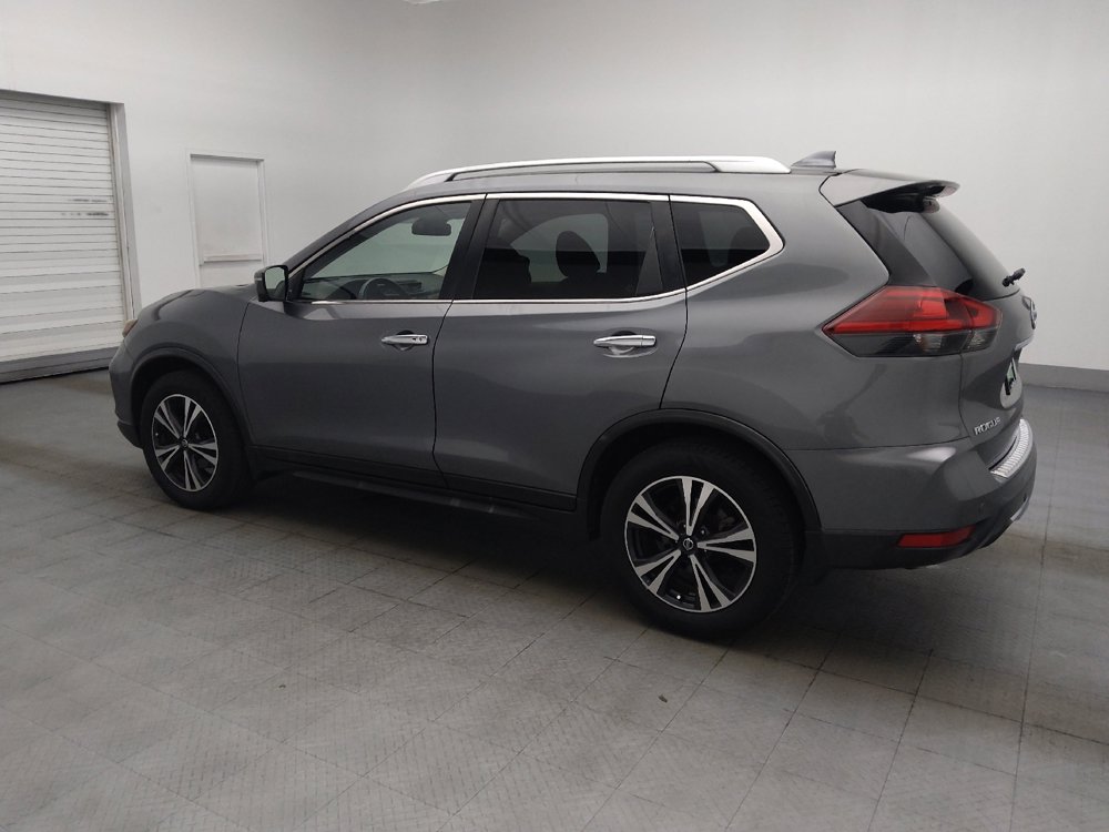 Used 2019 Nissan Rogue SV w/ Premium Package FWD image 3