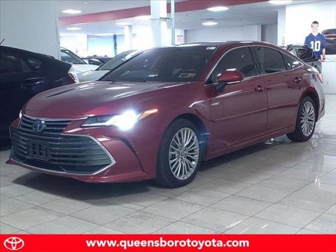 Certified 2021 Toyota Avalon Limited image 1