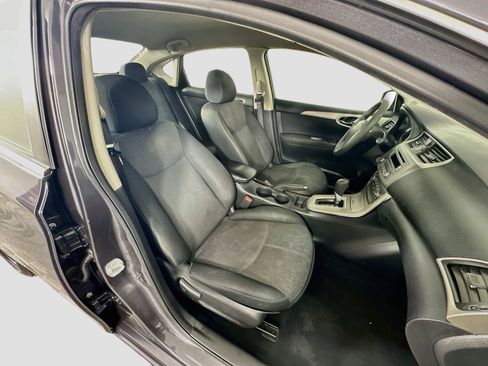 Used 2014 Nissan Sentra SV FWD image 27