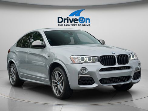 Used 2018 BMW X4 M40i image 14