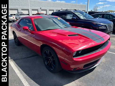 Used 2016 Dodge Challenger SXT w/ Blacktop Package image 1