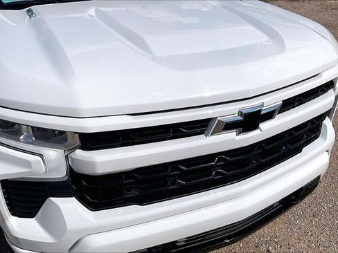 Used 2024 Chevrolet Silverado 1500 RST w/ Z71 Off-Road Package AWD/4WD image 33