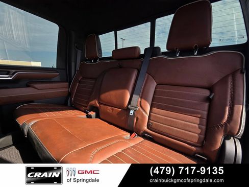 Used 2025 GMC Sierra 3500 Denali Ultimate AWD/4WD image 25