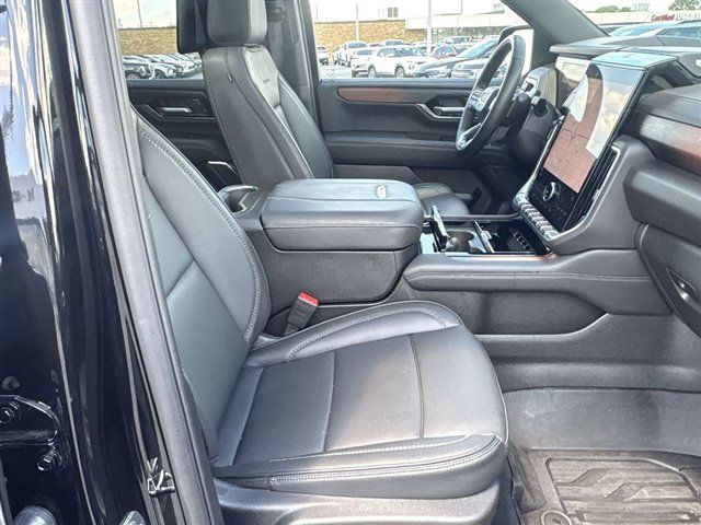 Certified 2026 GMC Yukon XL Denali w/ Denali Reserve Package AWD/4WD image 28