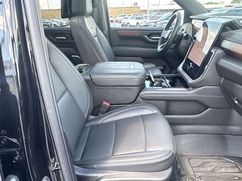 Certified 2026 GMC Yukon XL Denali w/ Denali Reserve Package AWD/4WD image 28