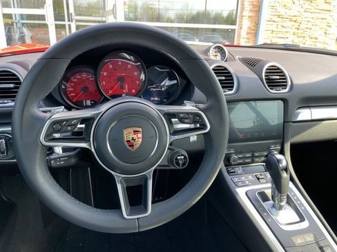 Used 2025 Porsche 718 Cayman S RWD image 29