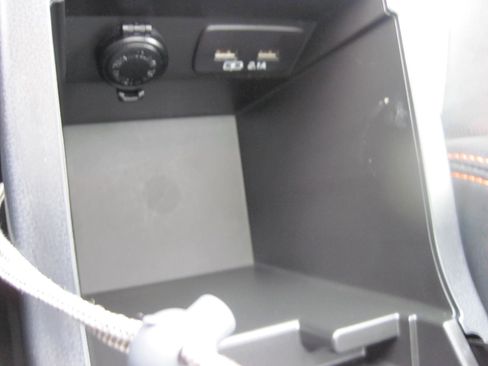 Used 2023 Subaru Crosstrek 2.5i Limited image 18