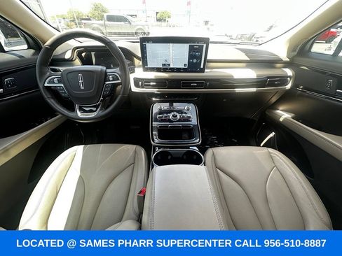 Used 2023 Lincoln Nautilus FWD w/ Premium Package image 10