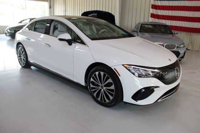 Used 2023 Mercedes-Benz EQE 350+ Sedan image 38