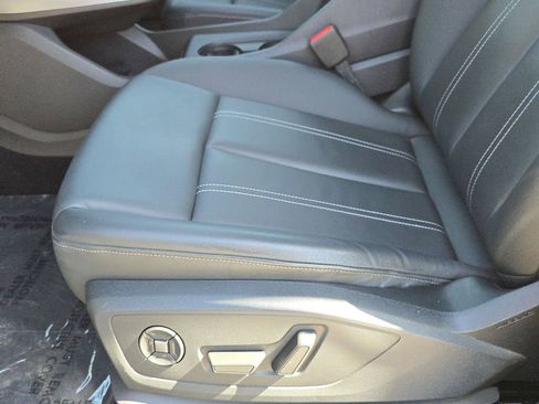 Certified 2023 Audi Q4 e-tron Premium Plus w/ Premium Plus image 17