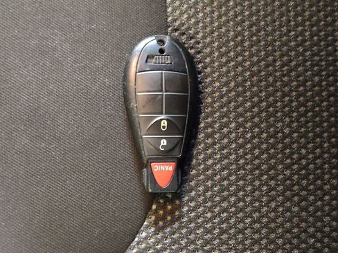 Used 2020 Jeep Cherokee Latitude image 32