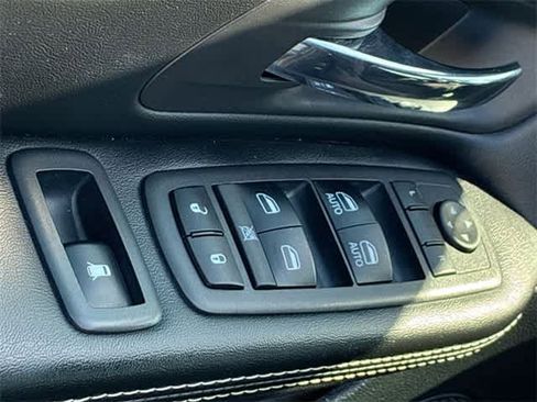 Used 2019 Dodge Grand Caravan SE image 29