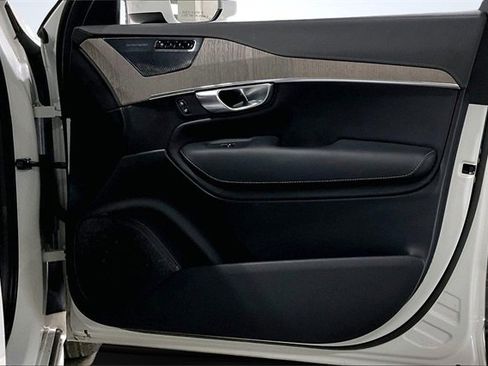 Certified 2022 Volvo XC90 T6 Inscription image 25