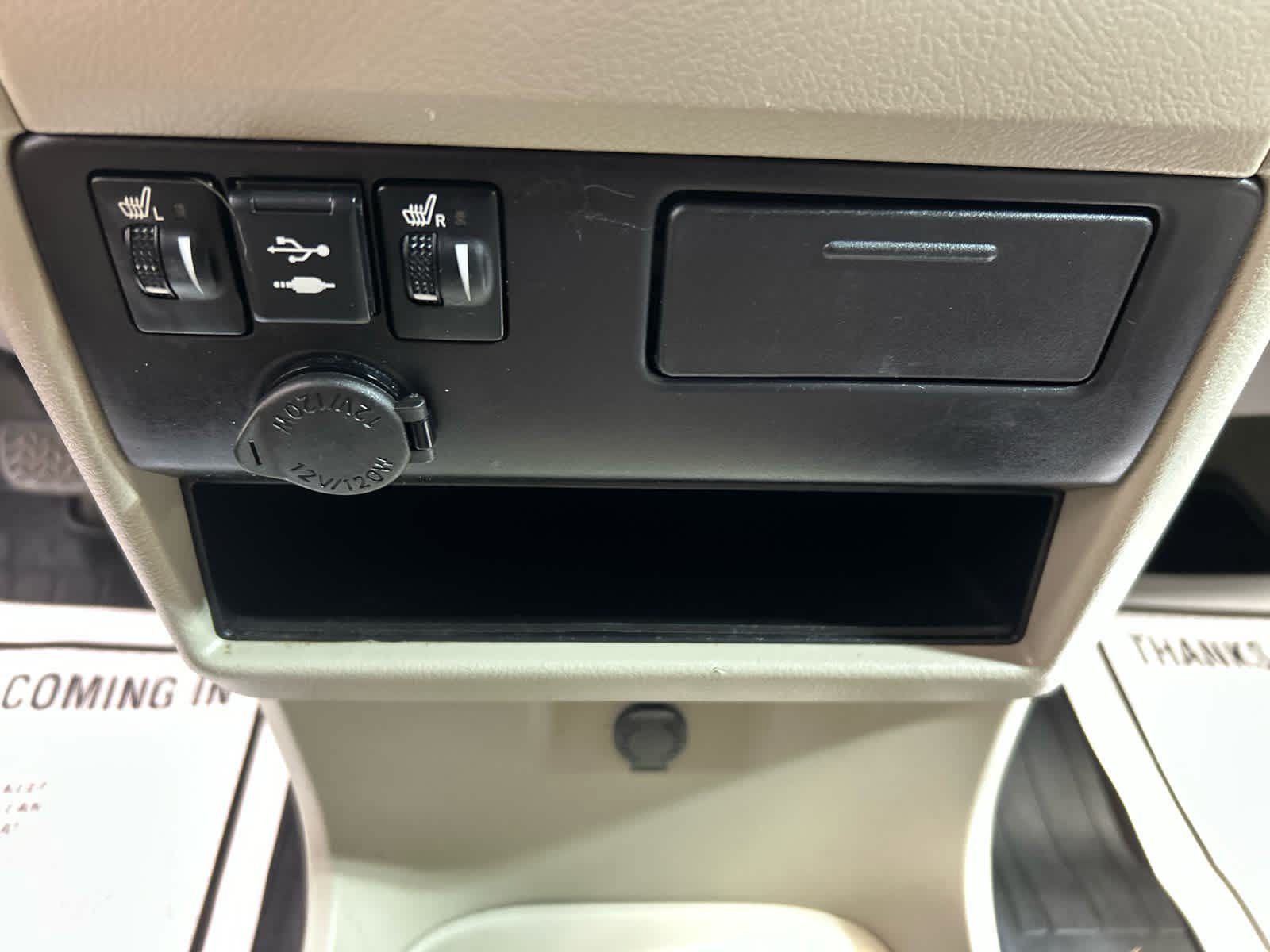 Used 2019 Toyota Sienna XLE FWD image 19