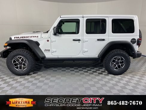 New 2026 Jeep Wrangler Unlimited Rubicon w/ Steel Bumper Group image 4