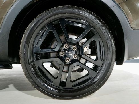 Used 2024 Kia Telluride EX X-Line image 35