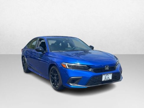 Used 2024 Honda Civic Sport image 12