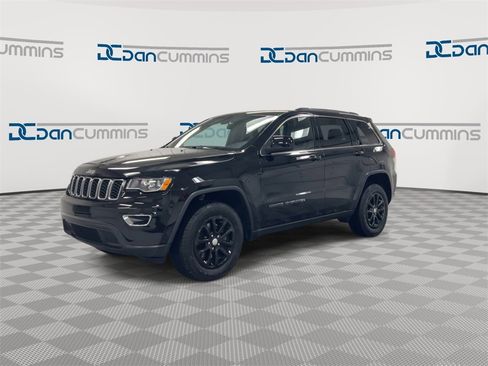 Used 2021 Jeep Grand Cherokee Laredo X image 4