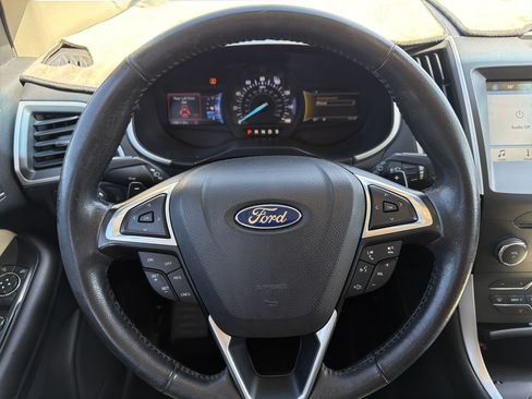 Used 2016 Ford Edge SEL w/ Equipment Group 201A AWD/4WD image 12