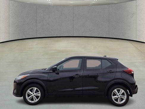 Certified 2024 Nissan Kicks S image 8