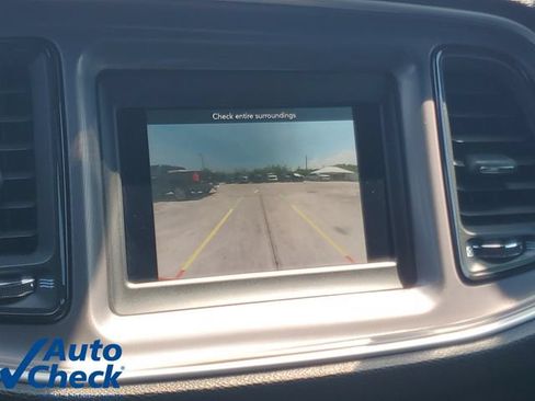 Used 2022 Dodge Challenger SXT RWD image 24