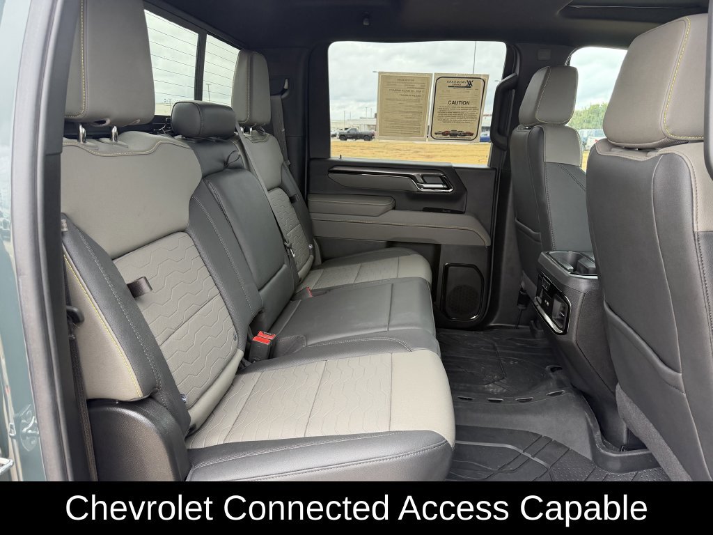 Used 2026 Chevrolet Silverado 2500 ZR2 AWD/4WD image 32