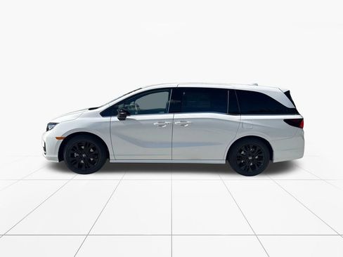 Used 2026 Honda Odyssey Sport-L image 4