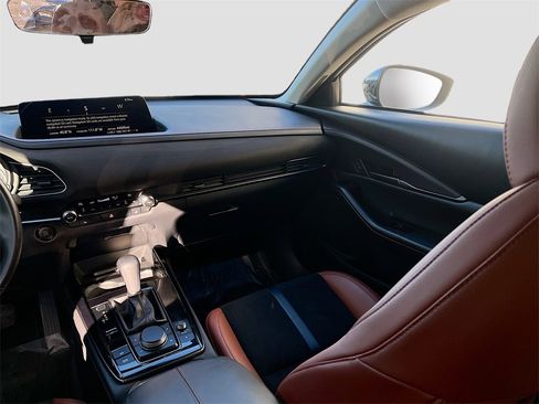 Used 2024 MAZDA CX-30 Carbon image 24