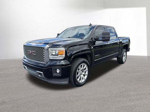 Used 2015 GMC Sierra 1500 Denali w/ Driver Alert Package AWD/4WD image 4