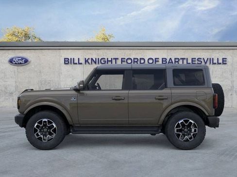 New 2025 Ford Bronco Outer Banks image 4