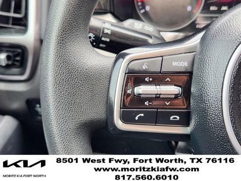 Used 2023 Kia Sorento LX FWD image 26