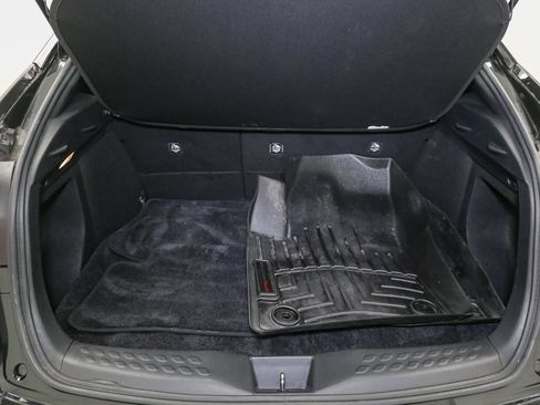 Used 2018 Toyota C-HR XLE FWD image 11