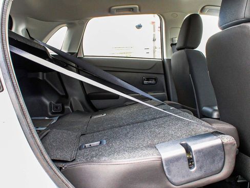 New 2024 Mitsubishi Outlander Sport ES image 32