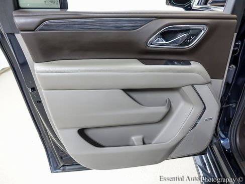 Certified 2021 GMC Yukon XL SLT w/ SLT Luxury Plus Package image 23