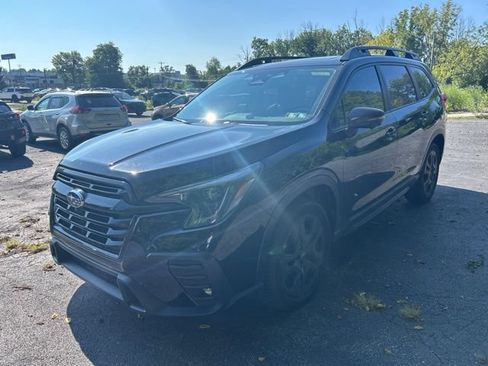 Used 2023 Subaru Ascent Onyx Edition Limited AWD/4WD image 9