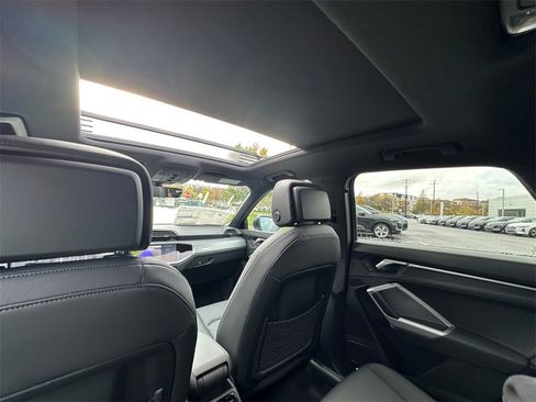New 2025 Audi Q3 2.0T Premium image 27