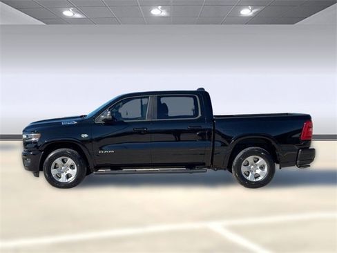 New 2026 RAM 1500 4x4 Crew Cab image 2