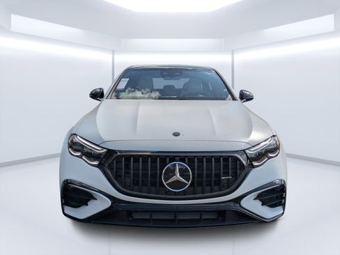 New 2026 Mercedes-Benz E 53 AMG e 4MATIC Sedan image 8