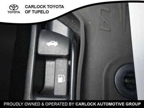 Used 2025 Toyota Corolla LE FWD image 22