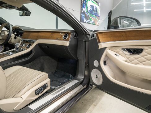 Used 2024 Bentley Continental GT V8 AWD/4WD image 33