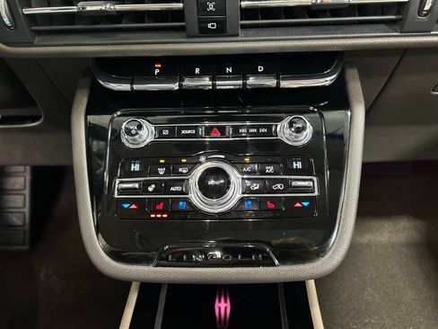 Certified 2020 Lincoln Corsair Reserve w/ Elements Package AWD/4WD image 21