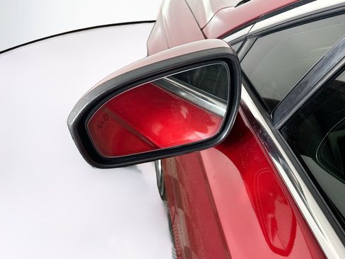 Used 2019 Ford Fusion SEL FWD image 16