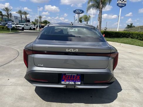 Used 2025 Kia K4 FWD image 7